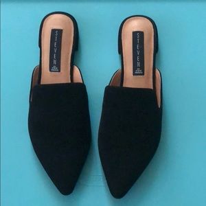 Steve Madden Black Suede Mule Slides